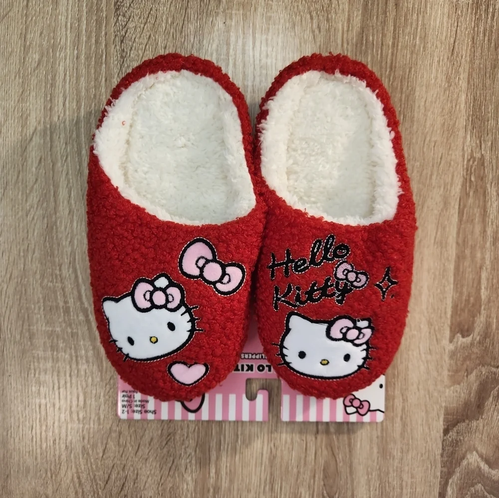 Hello Kitty Kids Slippers in Red and White